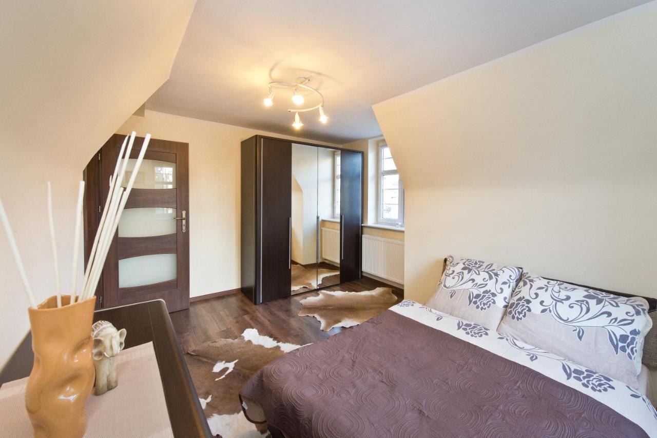 Gdanskie Apartamenty - Apartamenty Na Swietego Ducha Z 2 Sypialniami Bagian luar foto